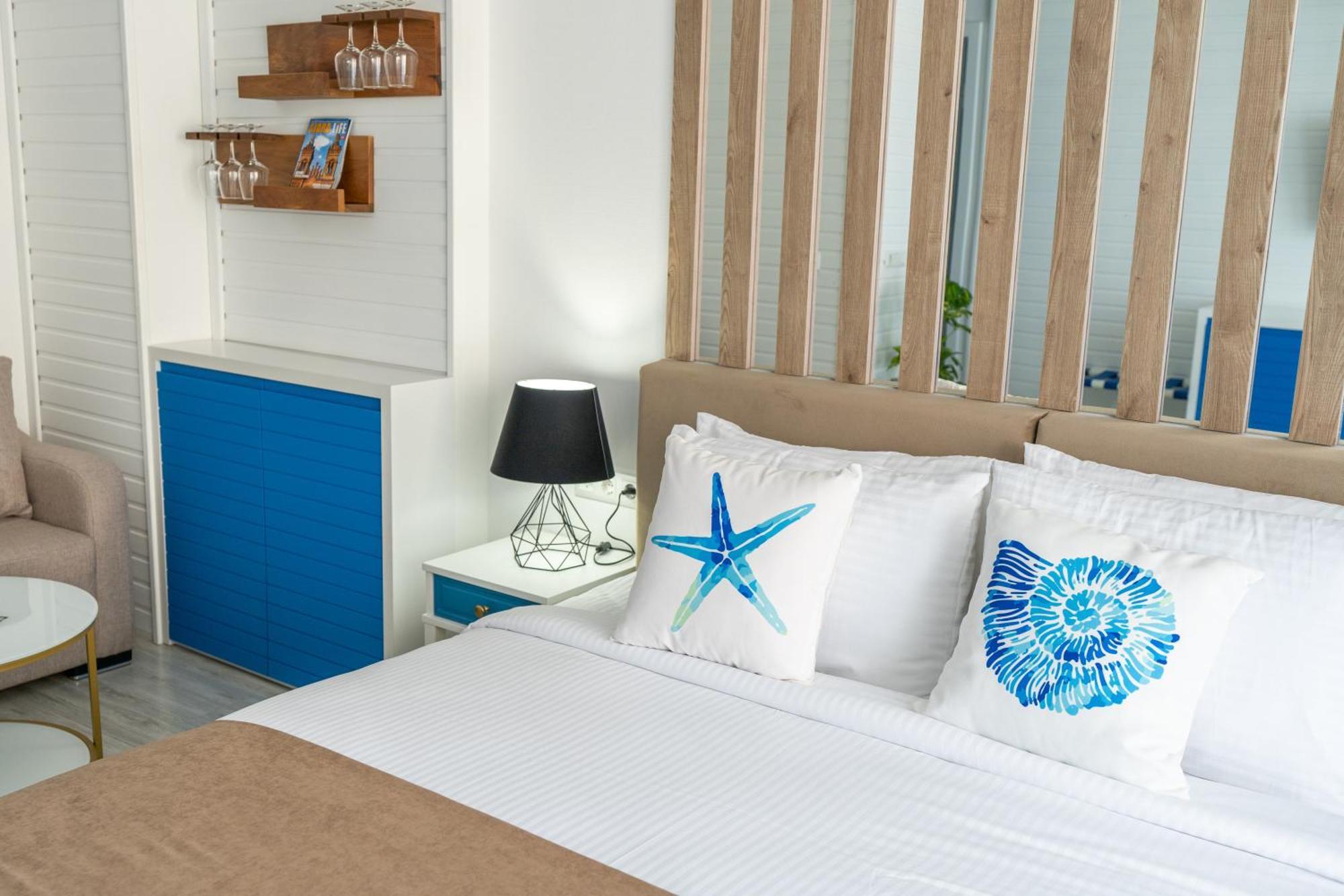 Seagull Beachfront Boutique Hotel Batumi Exterior foto