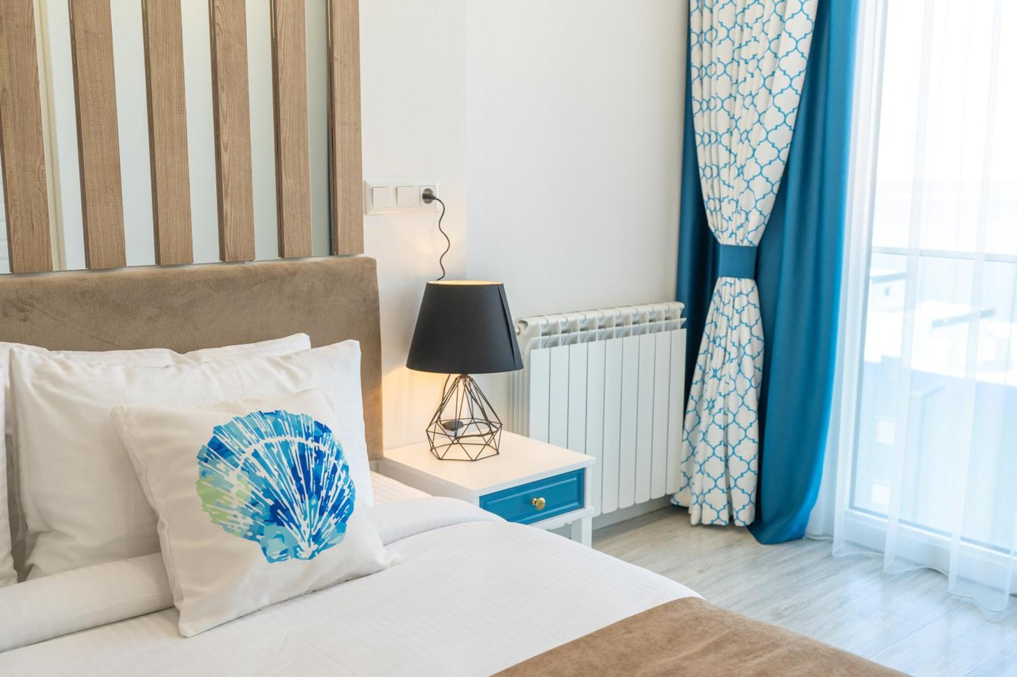 Seagull Beachfront Boutique Hotel Batumi Zimmer foto